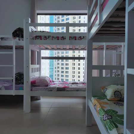 Sea La Vie Hostel Dubai Bagian luar foto