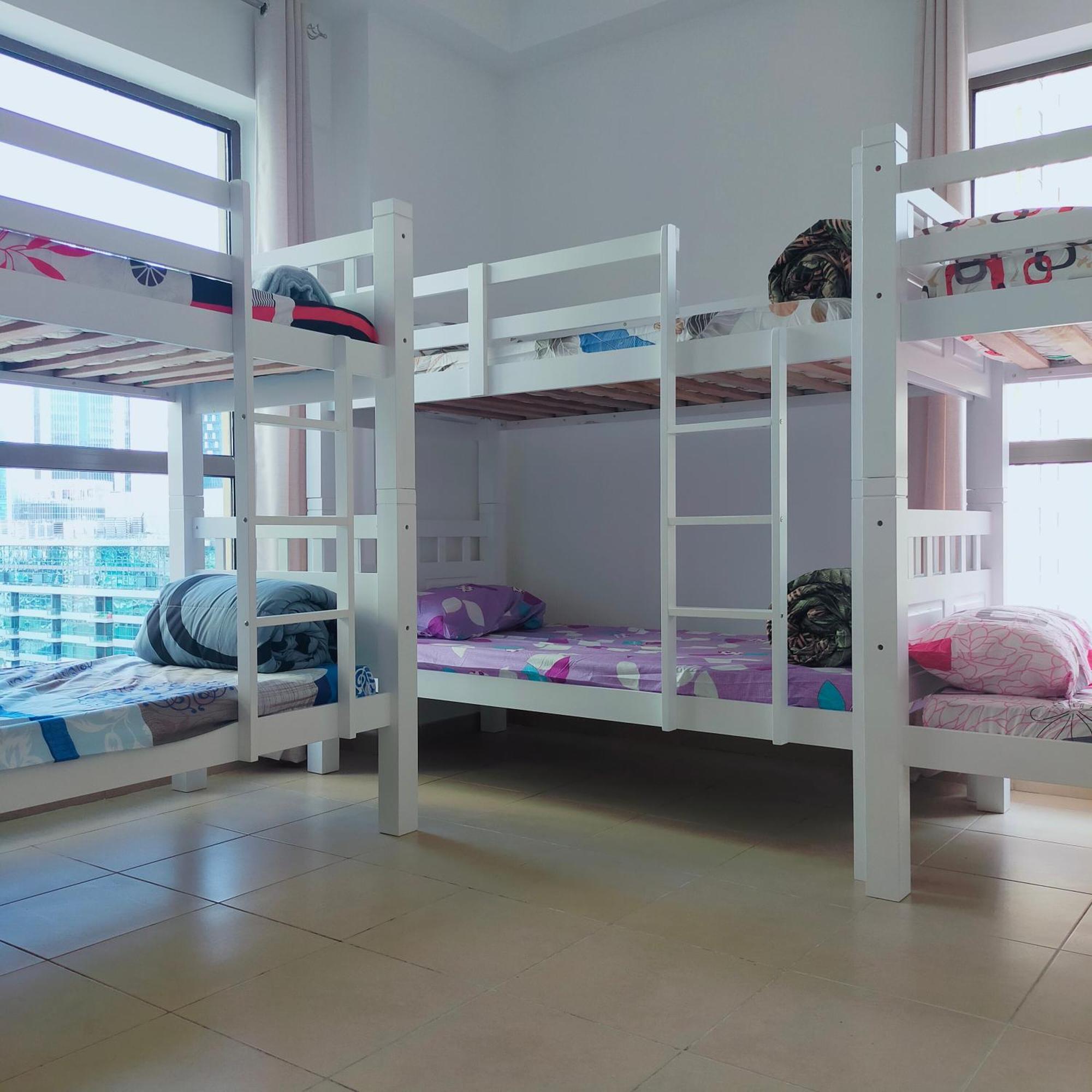 Sea La Vie Hostel Dubai Bagian luar foto