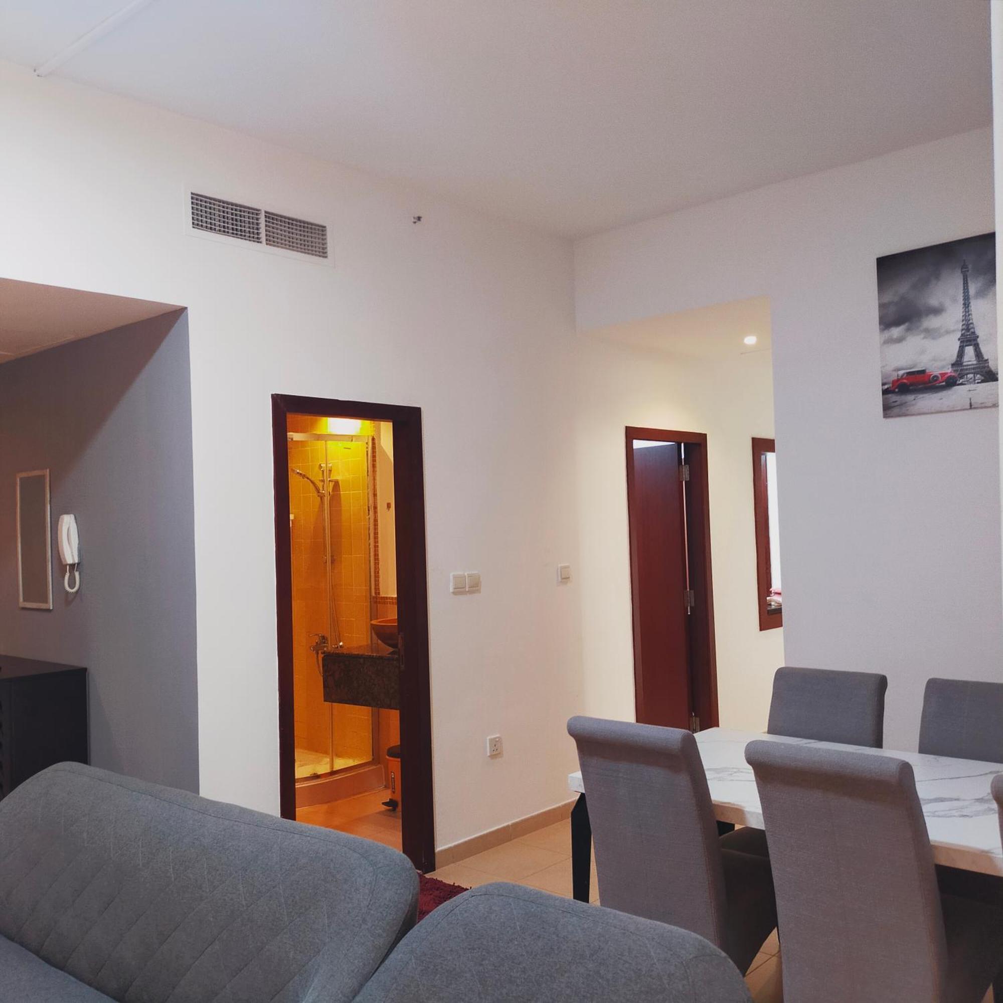 Sea La Vie Hostel Dubai Bagian luar foto