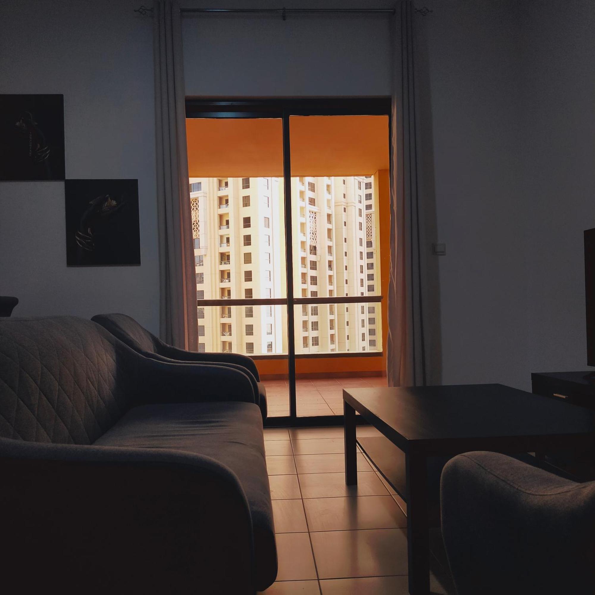 Sea La Vie Hostel Dubai Bagian luar foto